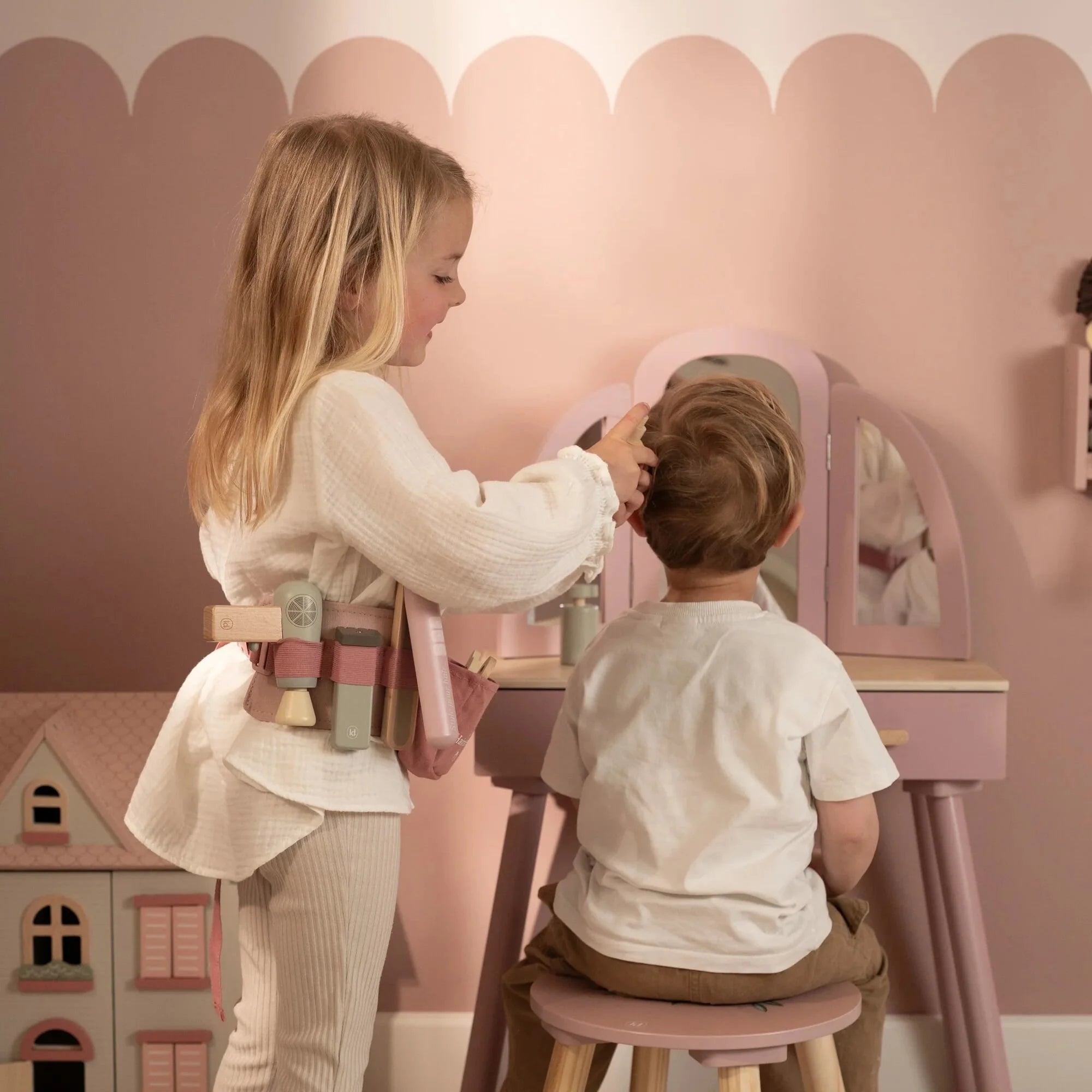 Set Parrucchiere in Legno Rosa - Hairdresser Set Pink Wooden Essentials