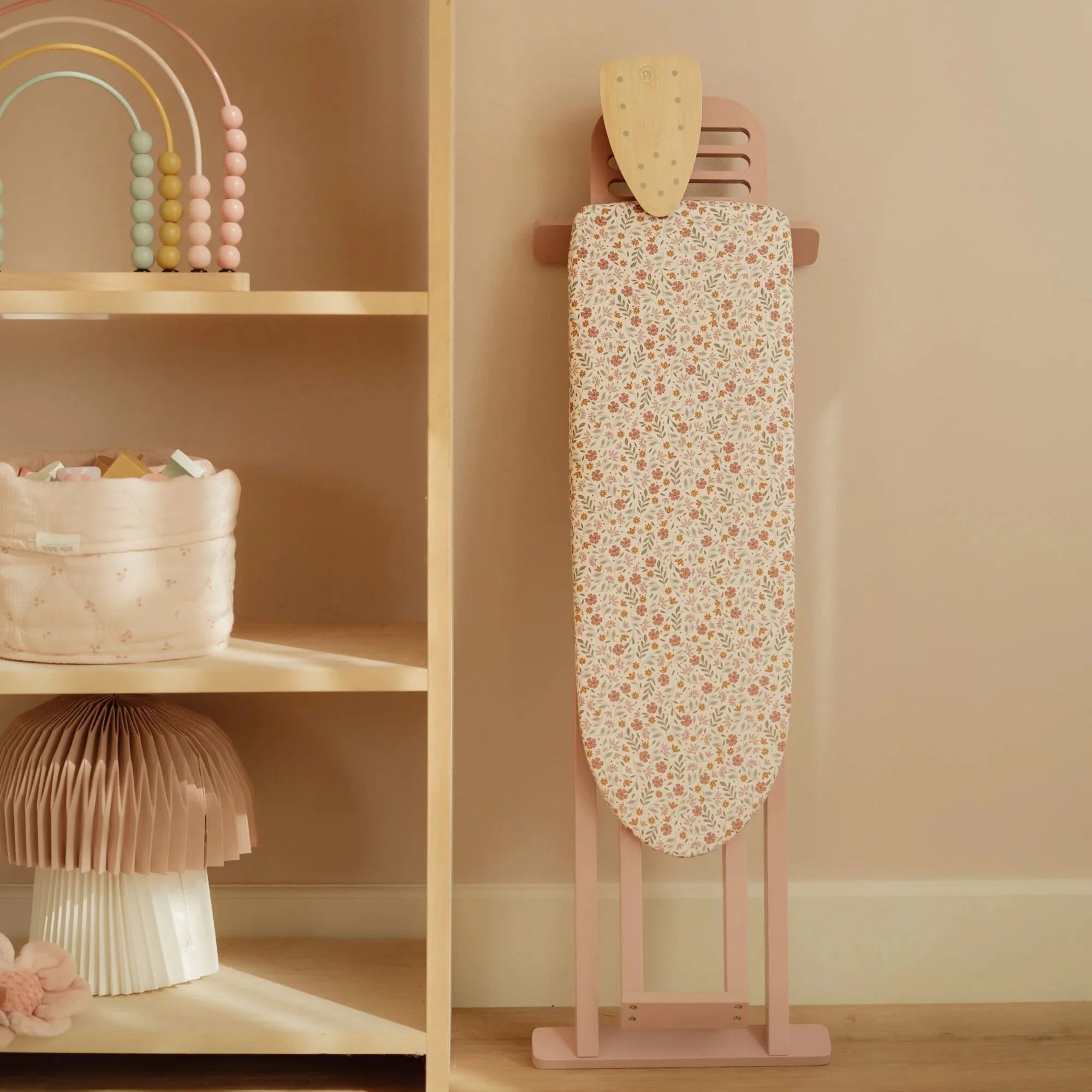 Asse da Stiro in Legno con Ferro da Stiro Rosa - Wooden Ironing Board with Iron Pink (LD2523)