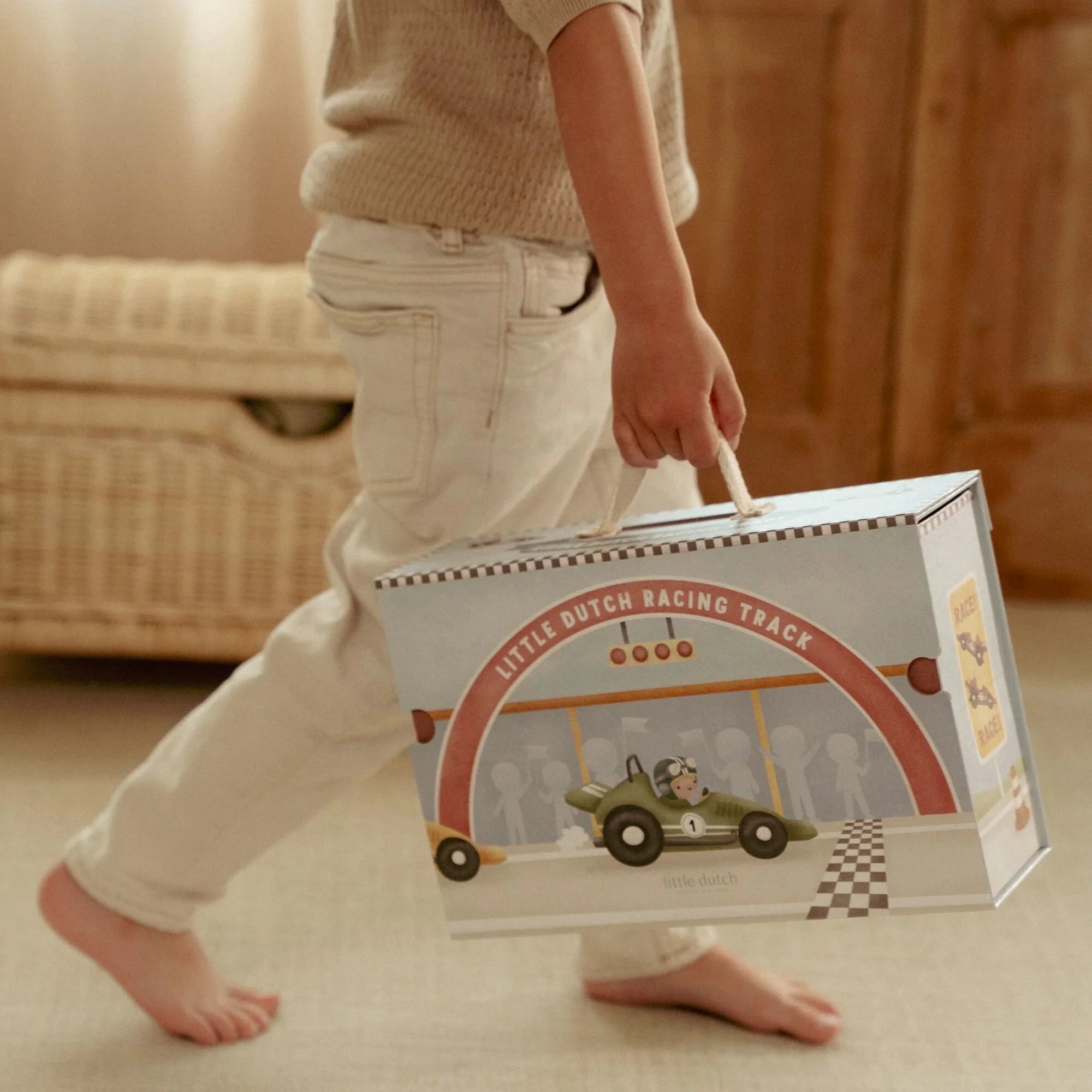Set Gara Pista Macchinine in Legno con Custodia da Gioco - Wooden Racetrack in Play Case Multicolored Essentials