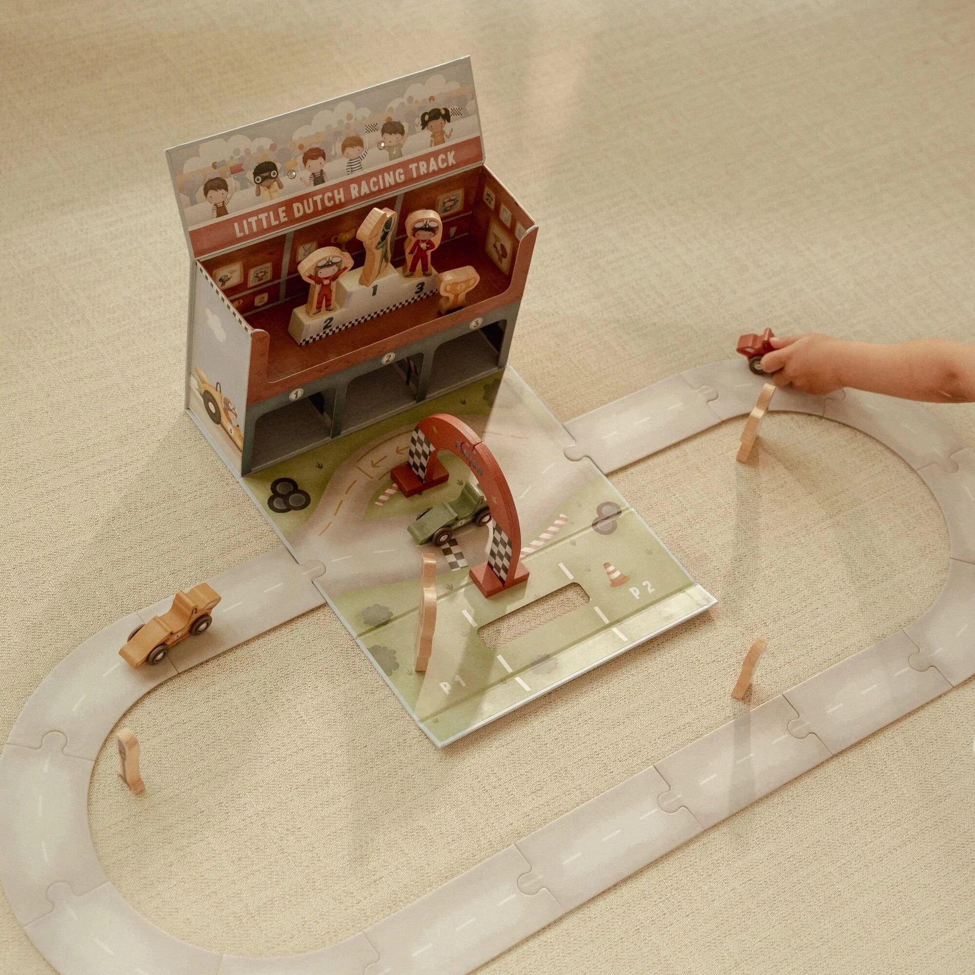 Set Gara Pista Macchinine in Legno con Custodia da Gioco - Wooden Racetrack in Play Case Multicolored Essentials