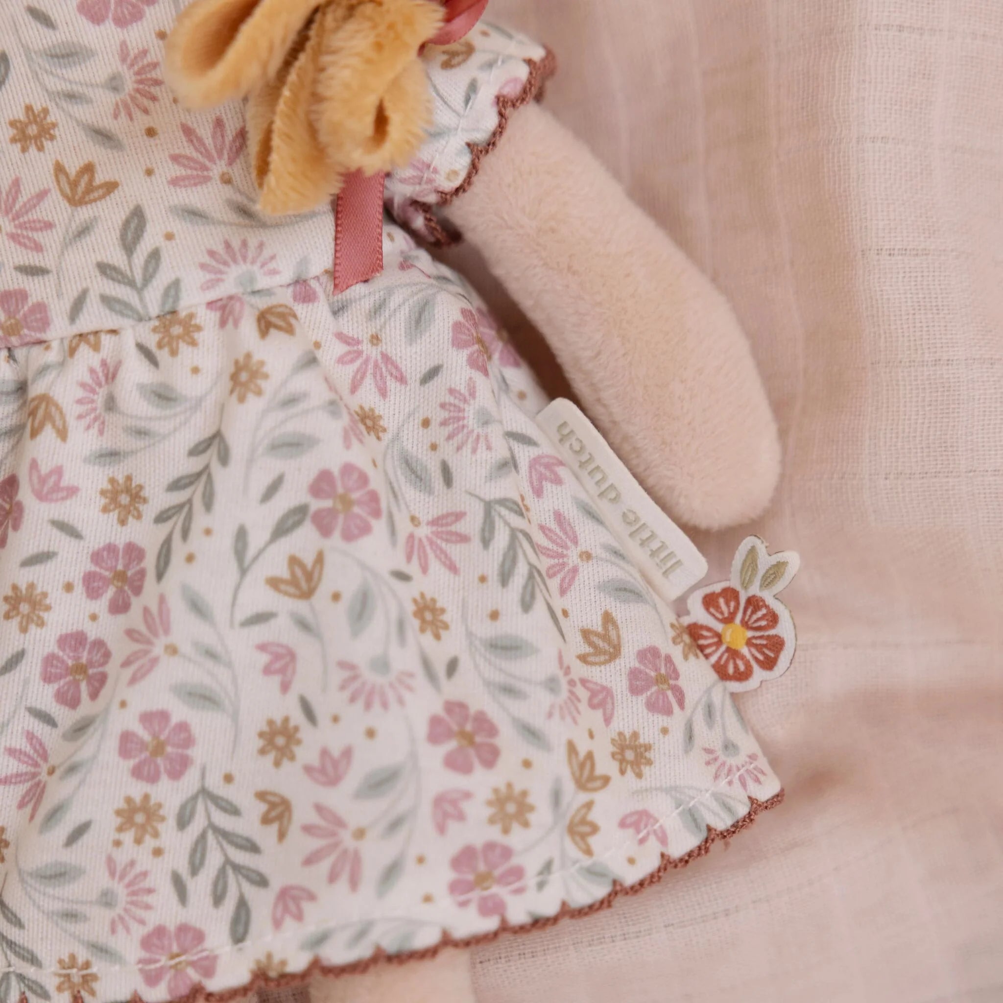 Bambola Morbida Julia 35 Cm. - Cuddle Doll Julia (LD4668)