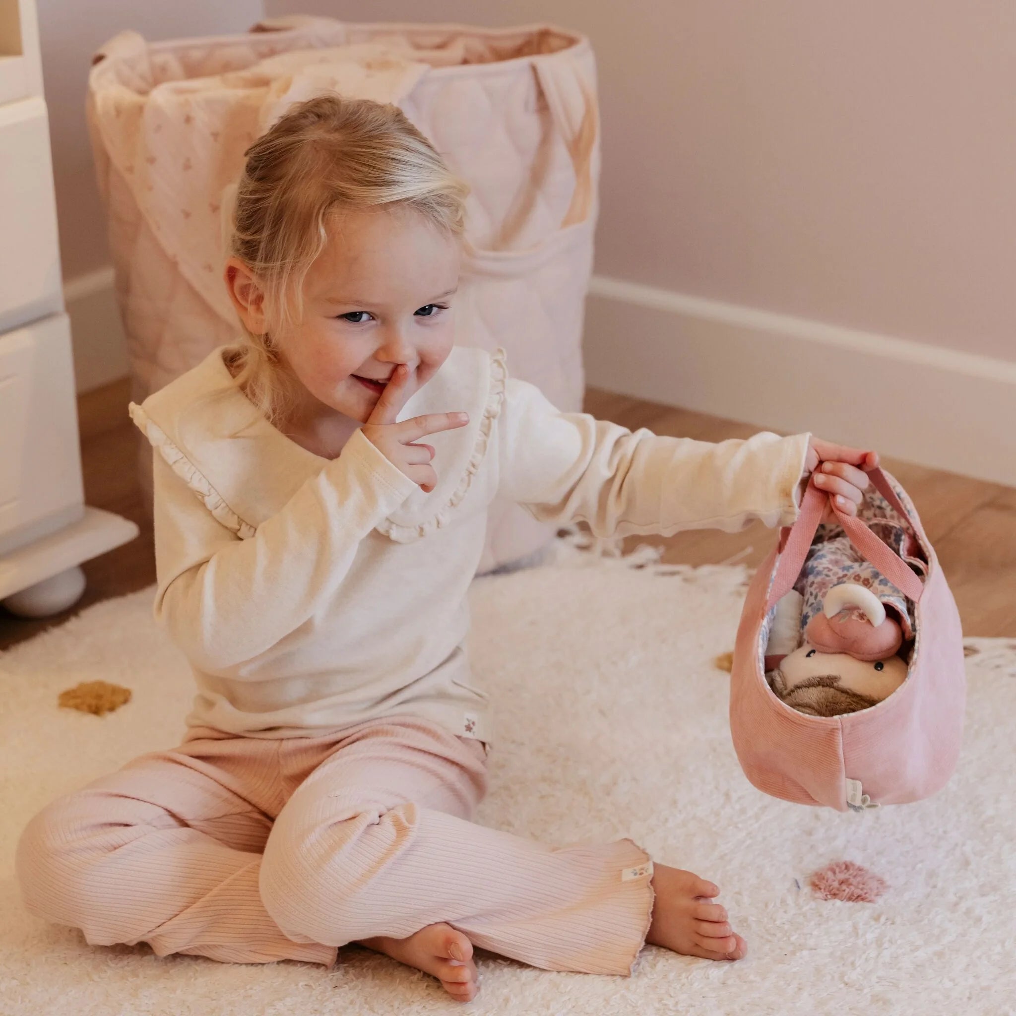 Little Dutch | Bambola Neonata in Cesto Rosa | LD4677