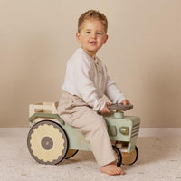 Trattore Cavalcabile in Legno Little Farm Primi Passi - Walking Tractor Little Farm