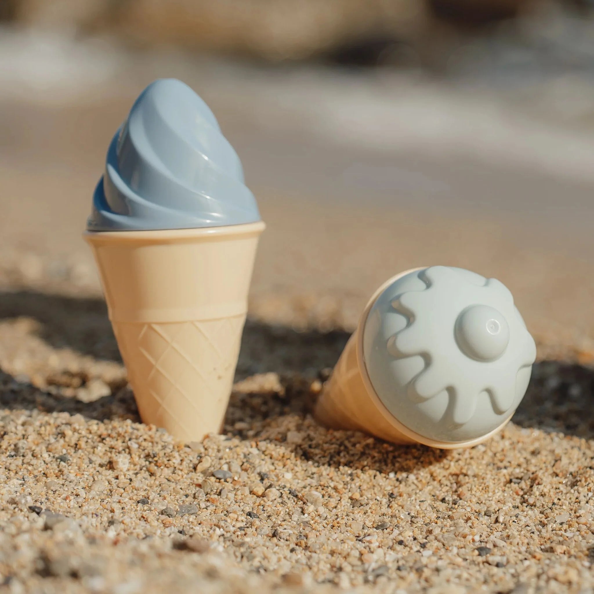 Little Dutch | Set Giochi da Spiaggia Secchiello e Gelati Ocean World 14 Pezzi | 2016376
