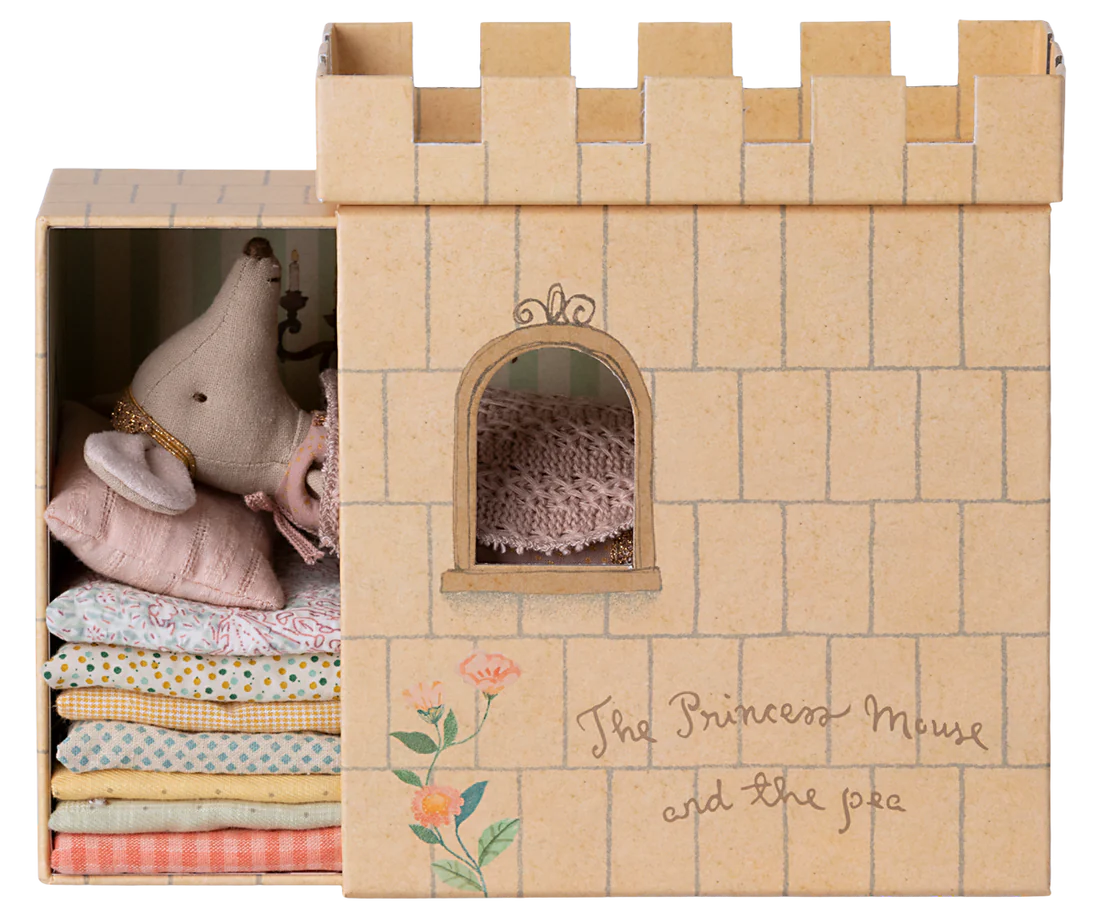 La Principessa sul Pisello - Princess and the Pea, Big Sister Mouse