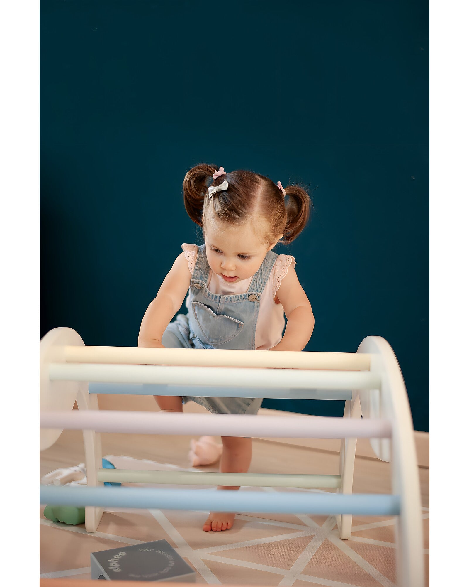 Arco Montessori Rainbow Cotton Candy Sviluppa Equilibrio e Agilità