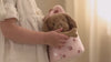 Peluche Cane Jackie con Trasportino - Cuddle Dog Jackie in Bag Multicolored Essentials (LD4518)